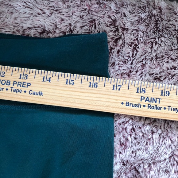 Fabletics leggings - Picture 4 of 7